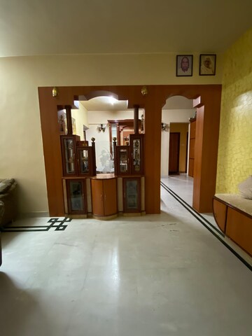 Room in 3 BHK Apartment at Aashiyana Park, Aundh – for Rent