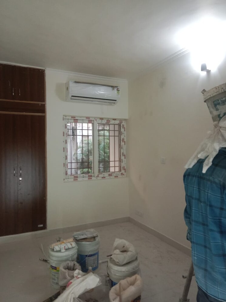 Room, vasant kunj 3 Bedroom 1600 Sq.Ft. Apartment In Vasant Kunj Delhi 8224363