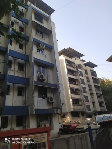 1 RK Apartment For Rent in Harjas CHS Ic Colony Mumbai  8224460