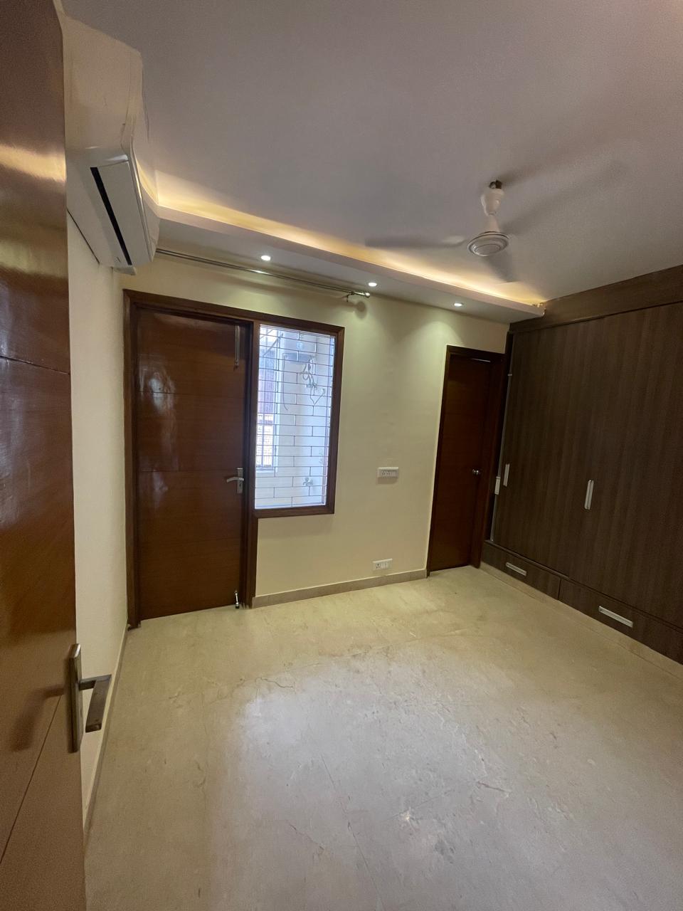 2 BHK Builder Floor For Sale in Lajpat Nagar I