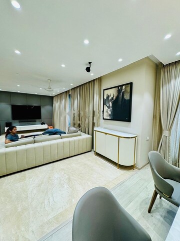 Team Area in 2 BHK Apartment at Hiranandani ParK Clifton, Ghodbunder Road – for Rent