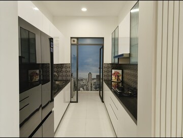 Building Lobby in 4 BHK Apartment at Lodha Mahalaxmi Bellevue, Mahalaxmi – for Sale