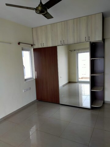 Room in 3 BHK Apartment at Prestige Park View, Whitefield – for Sale