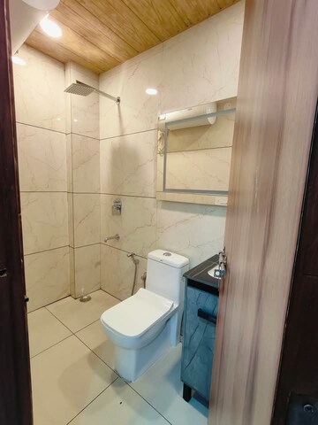 Bathroom in 2 BHK Builder Floor at Ansal Sushant Lok I, Sector 43 – for Rent