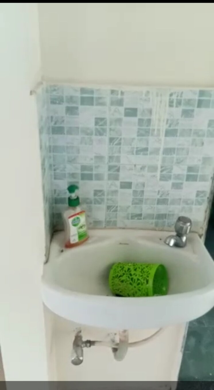 Bathroom, swapnapurti-chs-kharghar 1 Bedroom 450 Sq.Ft. Apartment In Kharghar Navi Mumbai 8224487