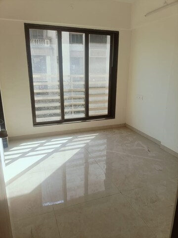 Room in 3 BHK Apartment at Pragati Icon Ghatkopar, Ghatkopar East – for Rent