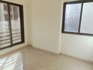 Room in 3 BHK Apartment at Pragati Icon Ghatkopar, Ghatkopar East – for Rent