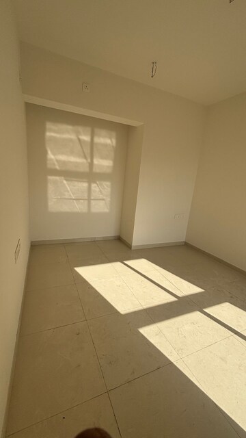 Room in 2 BHK Apartment at Runwal Eirene Phase 2, Balkum Pada – for Sale