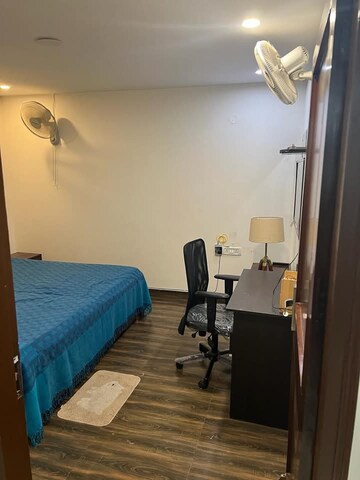 Gym in 1 BHK Builder Floor at Ansal Sushant Lok I, Sector 43 – for Rent