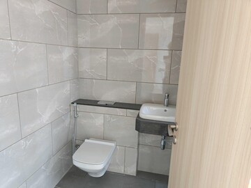 Bathroom in 4 BHK Apartment at Rustomjee Crown, Prabhadevi – for Rent