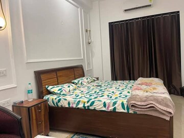 Bedroom in 2 BHK Builder Floor at Ansal Sushant Lok I, Sector 43 – for Rent