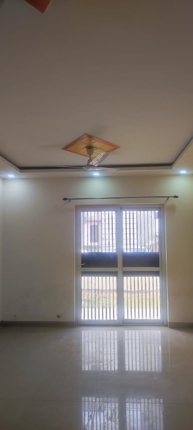 undefined, bptp-eden-estate 3 Bedroom 250 Sq.Yd. Builder Floor In Sector 81 Faridabad 8224544