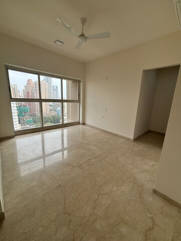 Room in 2 BHK Apartment at Lodha Vista, Lower Parel – for Rent