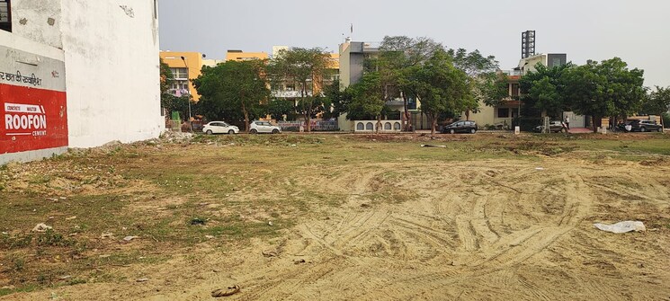 undefined, bptp-parklands  250 Sq.Yd. Plot In Sector 76 Faridabad 8224669