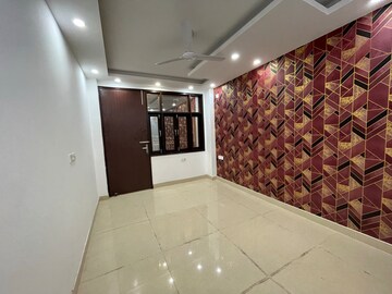 Balcony in 3 BHK Builder Floor at Govindpuri – for Sale