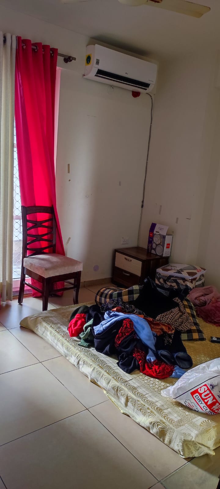 3 BHK + Pooja Room,Study Room,Extra Room 190 Sq.Yd. Builder Floor in BPTP Parkland Pride