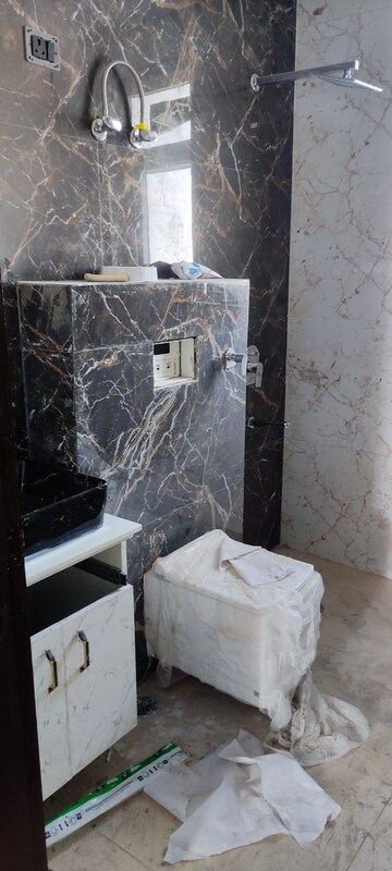 Bathroom in 3 BHK Builder Floor at Fidato Honour Homes, Sector 89 – for Sale