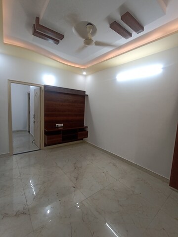 Room in 1 BHK Builder Floor at Hsr Layout – for Rent