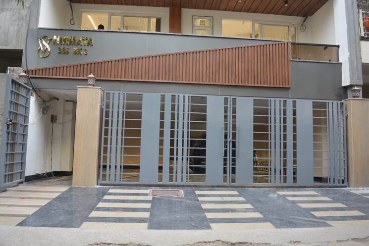 Exterior View, shakti khand 4 Bedroom 230 Sq.Yd. Builder Floor In Shakti Khand Ghaziabad 8224763