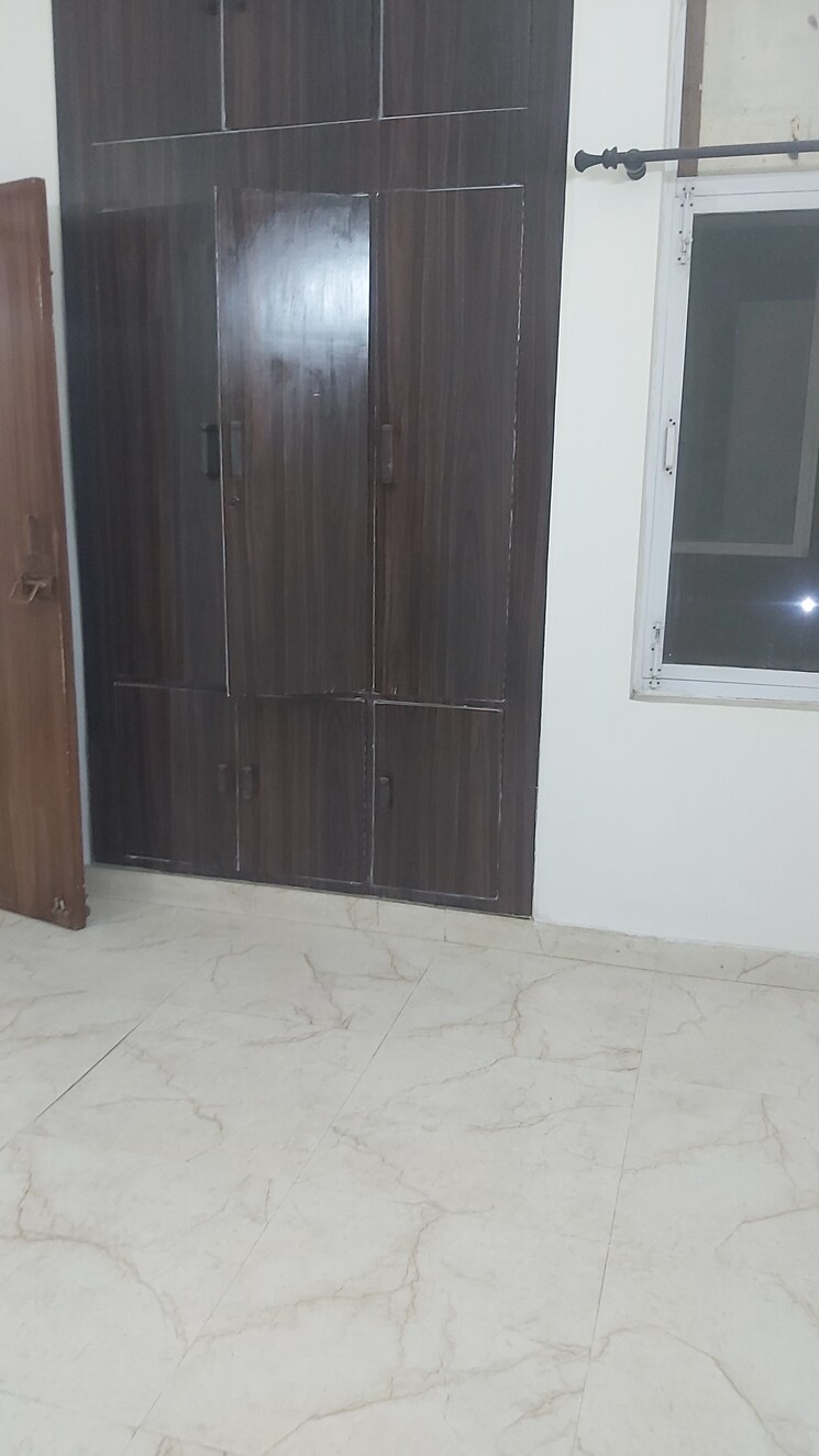 Bedroom, mayur vihar 2.5 Bedroom 1050 Sq.Ft. Apartment In Mayur Vihar Delhi 8224882