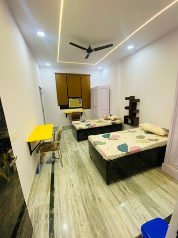 Team Area in 1 RK Builder Floor at Karol Bagh – for Rent