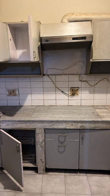 Kitchen in 3.5 BHK Apartment at Mansa Devi – for Rent