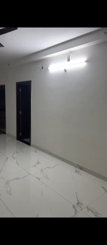 Room in 2.5 BHK Apartment at Bollineni Bion, Kothaguda – for Rent