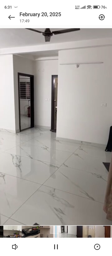 Room in 2.5 BHK Apartment at Bollineni Bion, Kothaguda – for Rent