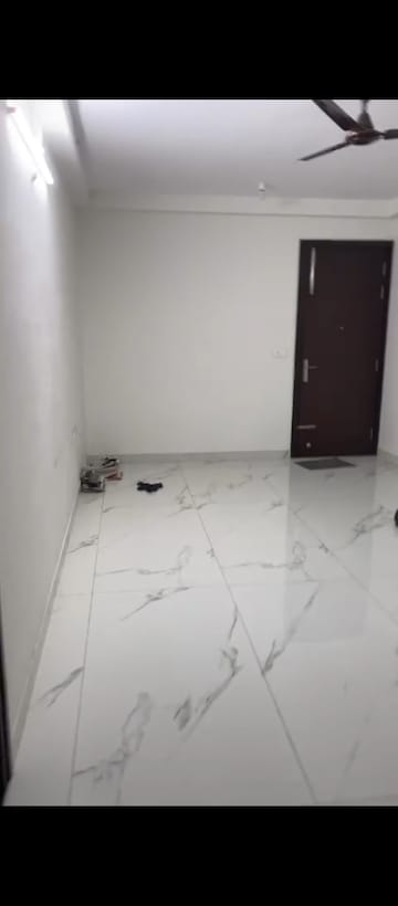 Room in 2.5 BHK Apartment at Bollineni Bion, Kothaguda – for Rent