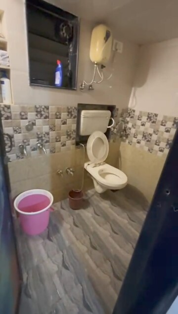 Bathroom in 2 BHK Apartment at Space Ashley Garden, Mira Road – for Sale