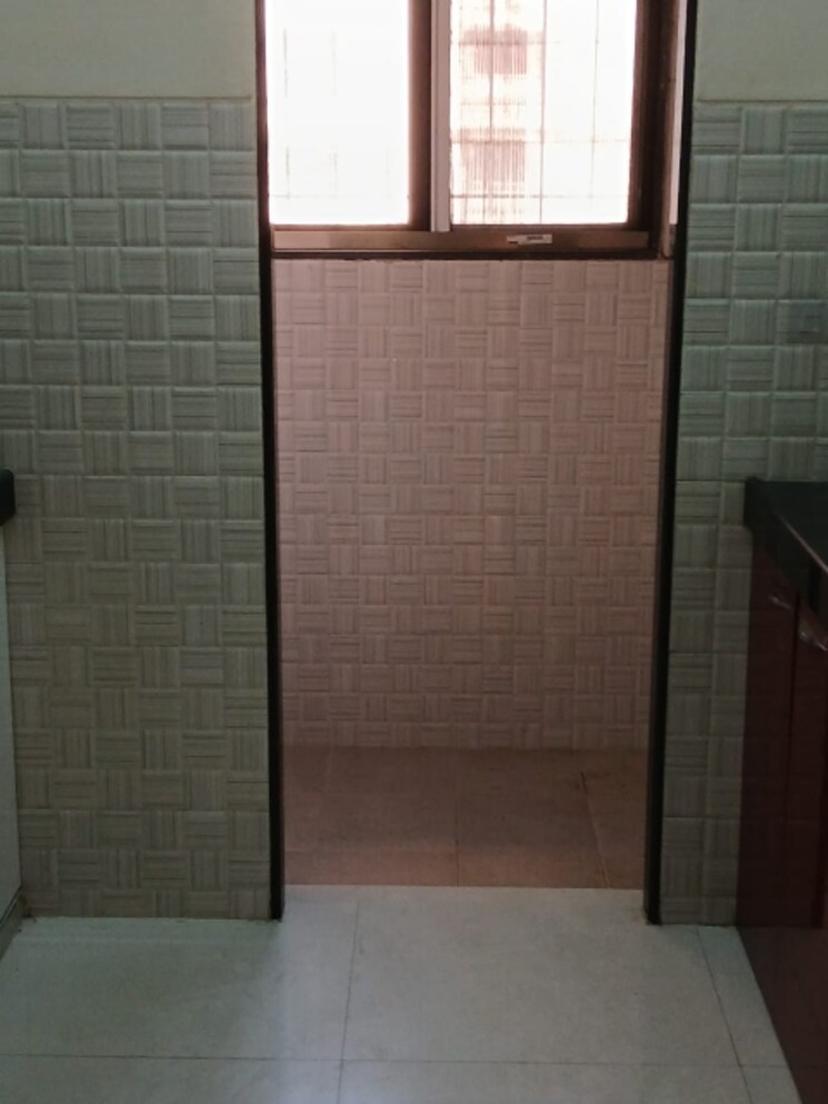 Bathroom, horizon-green 2 Bedroom 708 Sq.Ft. Apartment In Borivali East Mumbai 8224930