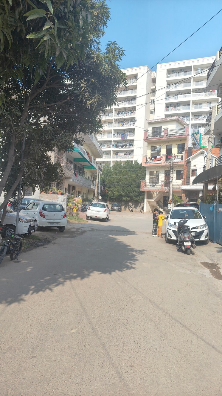 Exterior View, ambala highway 2.5 Bedroom 115 Sq.Yd. Apartment In Ambala Highway Zirakpur 8224927