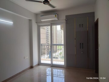 Room in 3 BHK Apartment at ATS Nobility, Sector 4, Greater Noida – for Rent