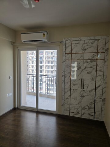 Room in 3 BHK Apartment at ATS Nobility, Sector 4, Greater Noida – for Rent