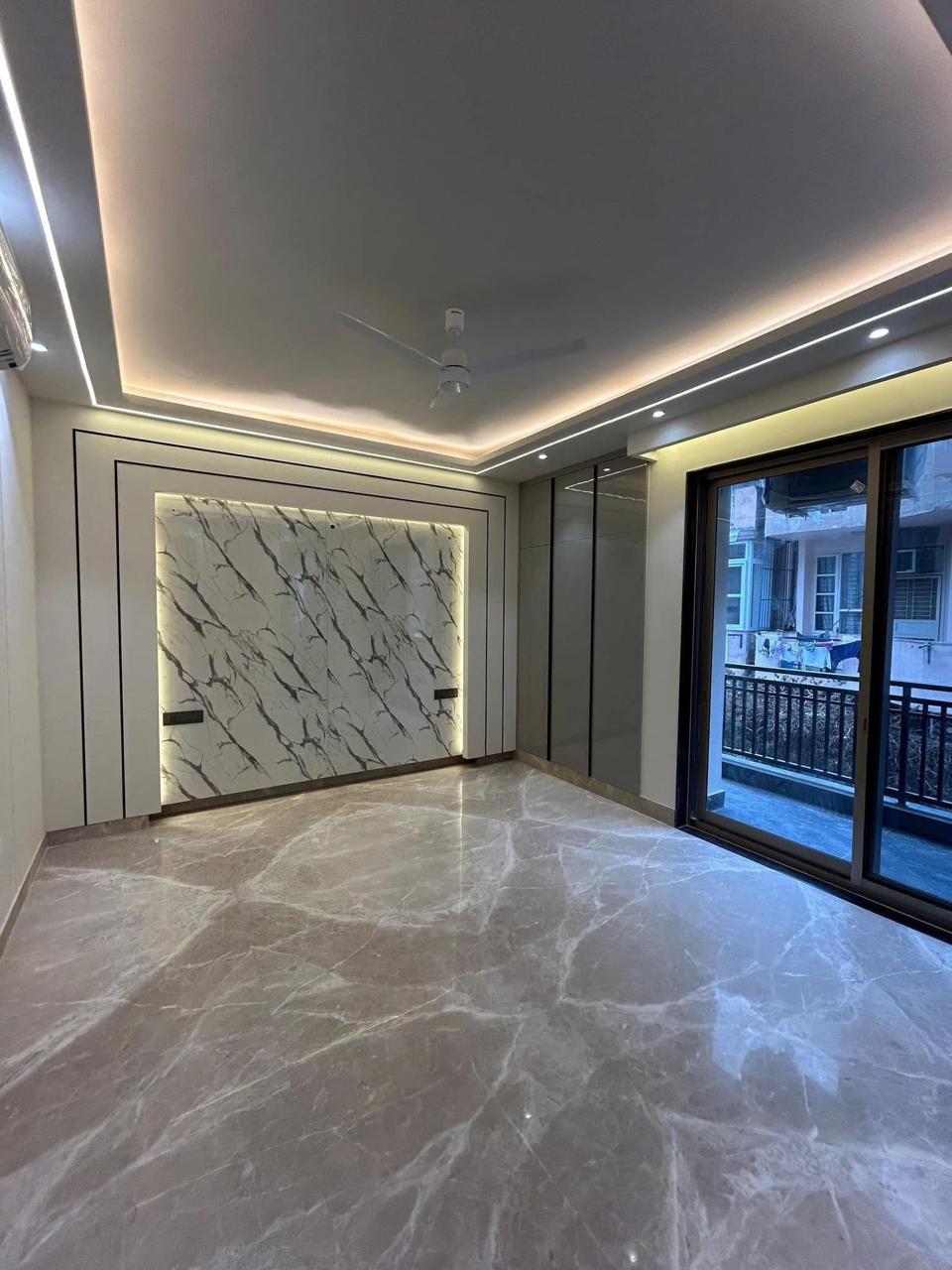 4 BHK + Servant Room Builder Floor For Sale in Ansal API Esencia