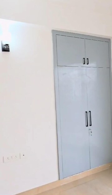 Room in 3 BHK Apartment at ATS Nobility, Sector 4, Greater Noida – for Rent