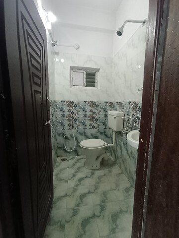 Bathroom in 1 BHK Apartment at Kondapur – for Rent