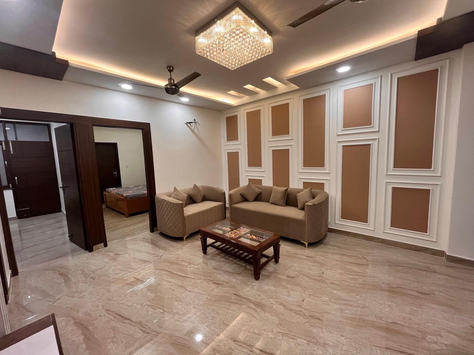 3 BHK + Pooja Room 1400 Sq.Ft. Builder Floor in Smart Lane
