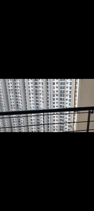 Master Plan in 2 BHK Apartment at Runwal Eirene, Balkum Pada – for Rent