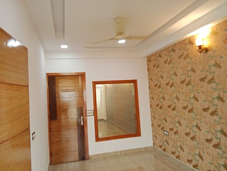 Room, divya-kunj 3 Bedroom 1400 Sq.Ft. Builder Floor In Niti Khand Ghaziabad 8225108