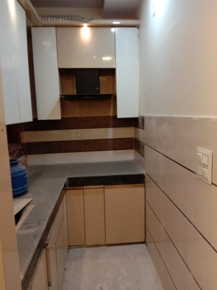 Kitchen, dwarka mor 2 Bedroom 495 Sq.Ft. Builder Floor In Dwarka Mor Delhi 8225142