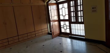 Bedroom in 3 BHK Independent House at Gomti Nagar – for Rent