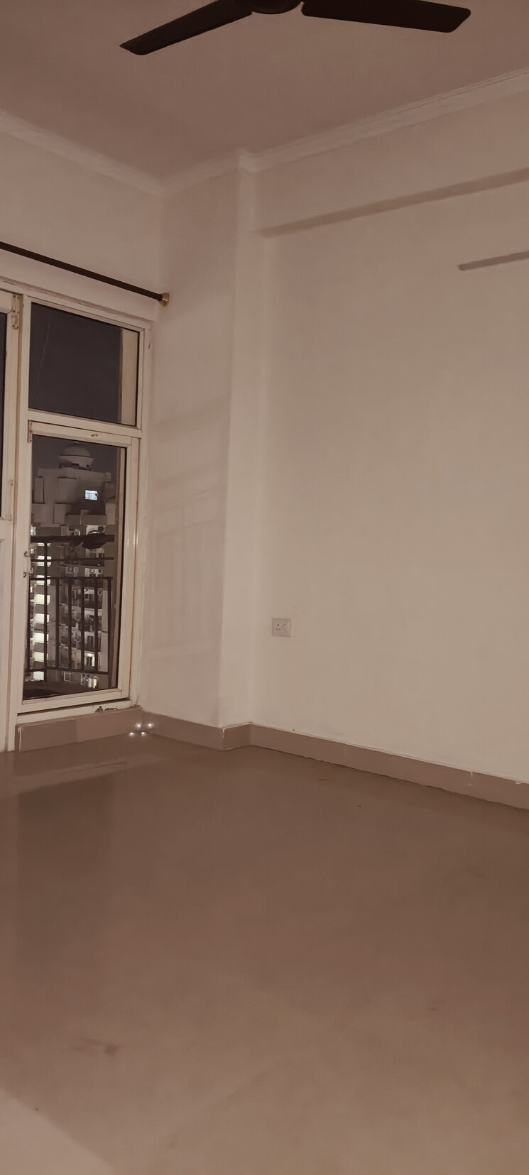 Room, gardenia-golf-city 3 Bedroom 1350 Sq.Ft. Apartment In Sector 75 Noida 8225164