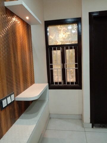Furnished Amenities in 2 BHK Builder Floor at Dwarka Mor – for Sale