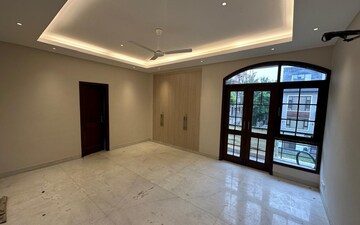 4 BHK Builder Floor For Rent in Saket