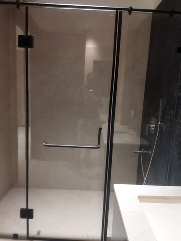 Furnished Amenities in 4 BHK Builder Floor at Greater Kailash – for Rent