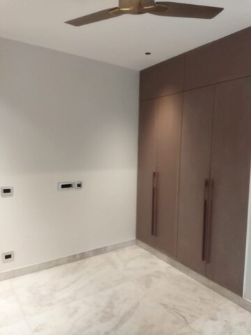Room in 4 BHK Builder Floor at Greater Kailash – for Rent