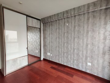 Room in 3 BHK Apartment at Karle Zenith, Hebbal – for Rent