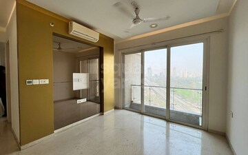 2 BHK Apartment For Rent in Raheja Ridgewood, Goregaon East
