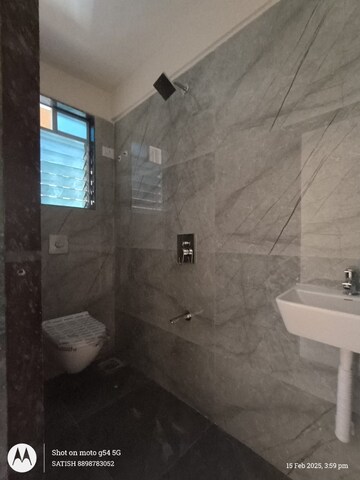 Bathroom in 2 BHK Apartment at Rabale – for Rent